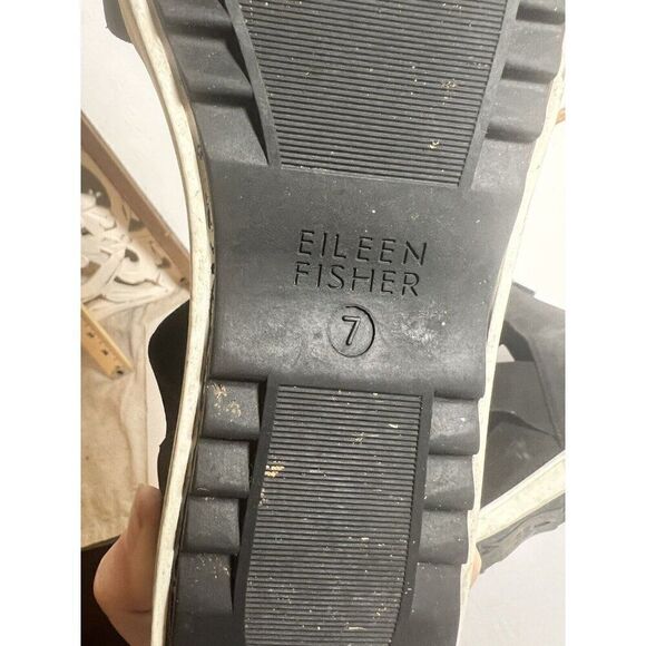 Eileen Fisher 7 Black Leather Criss Cross Back Zip Sport Platform Sandals - Picture 7 of 10